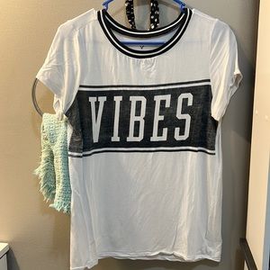 White & Black American eagle VIBES logo T shirt